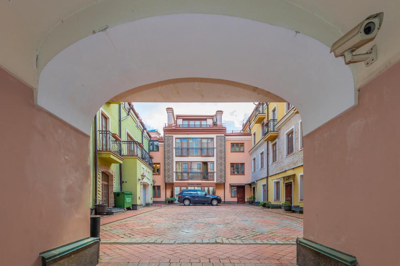 Luxury Gaono Apartments Vilnius Old Town I Self Check In I Free Private Parking Екстериор снимка