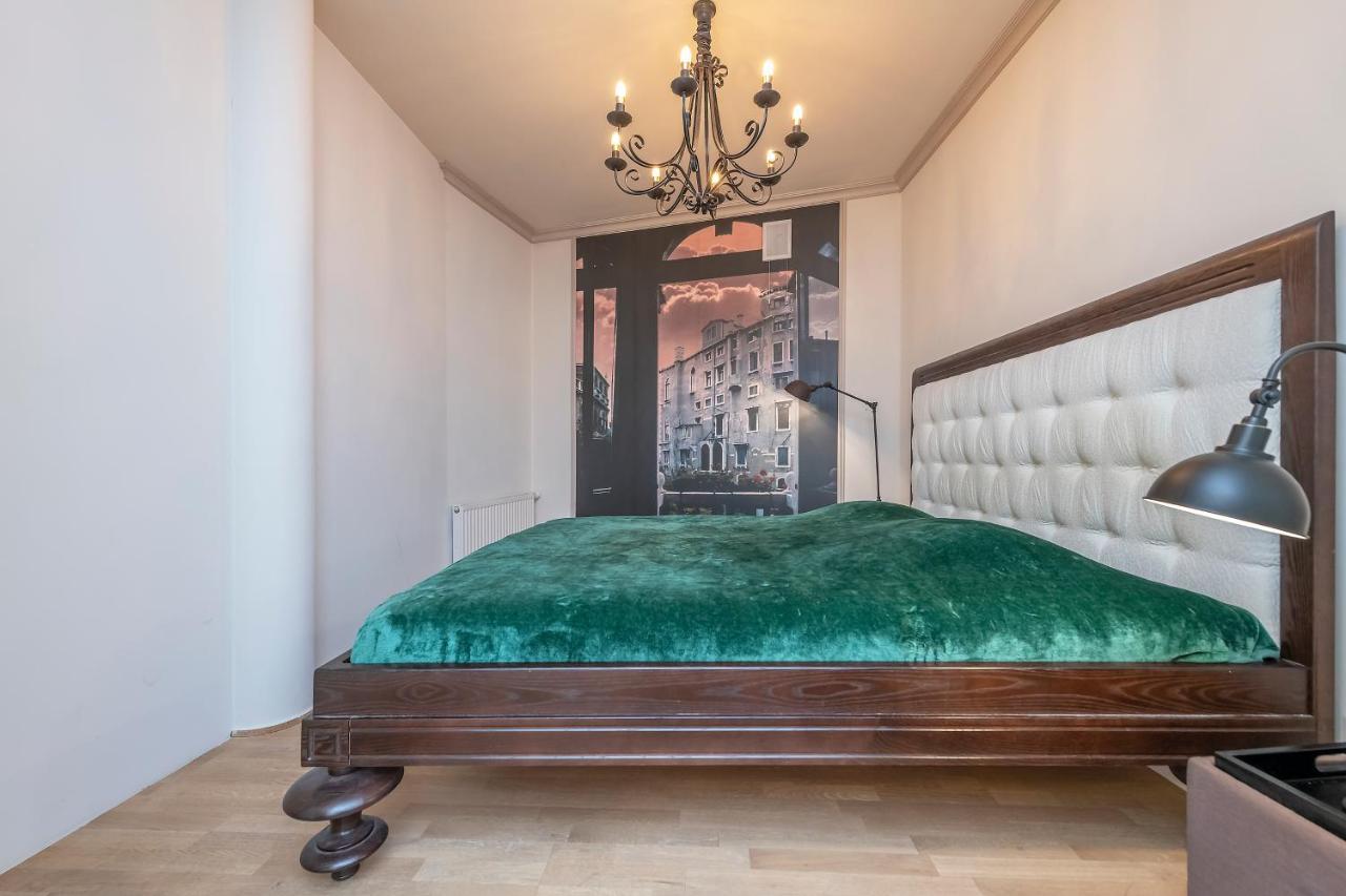 Luxury Gaono Apartments Vilnius Old Town I Self Check In I Free Private Parking Екстериор снимка